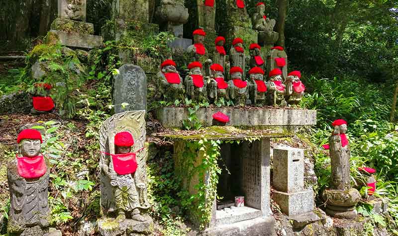 Statuette Jizô au Mont Takao
