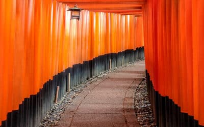 Fushimi Inari-Taisha : le sanctuaire aux 10 000 torii à Kyoto