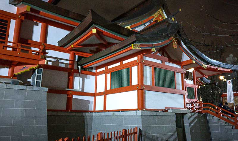 Guide sanctuaire Hanazono-jinja : Haiden