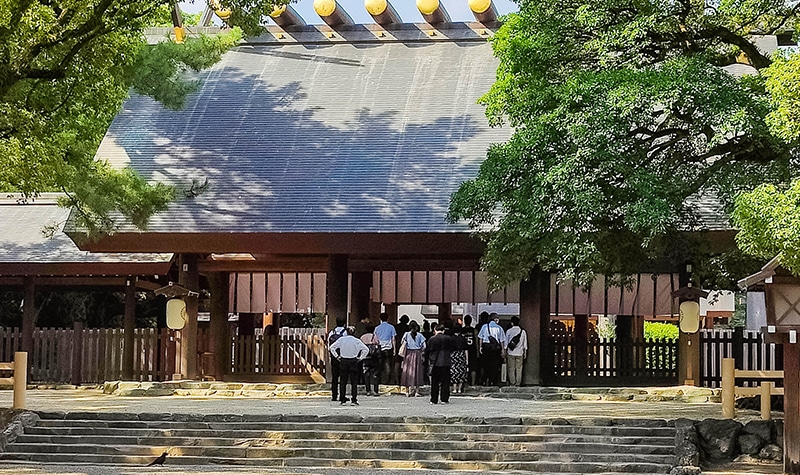 Sanctuaire Atsuta-jingû de Nagoya - prière