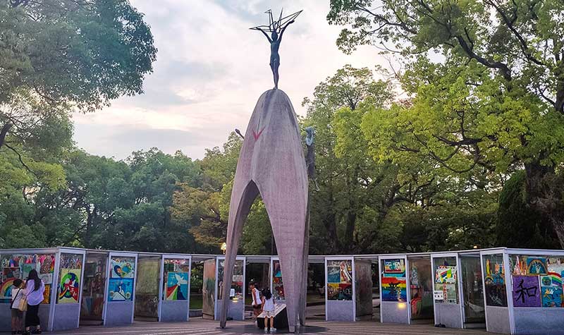 Parc mémorial de la paix de Hiroshima - monument de la paix des enfants