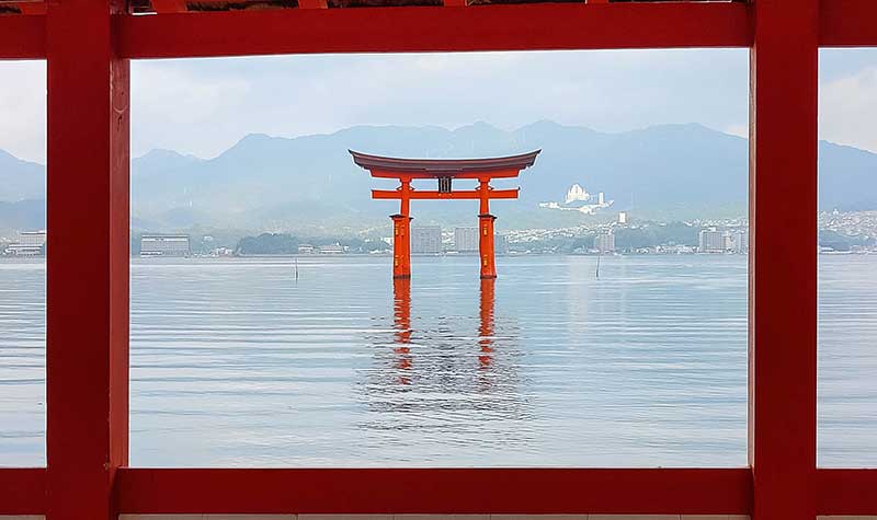 Sanctuaire Itsukushima-jinja à Hiroshima - torii