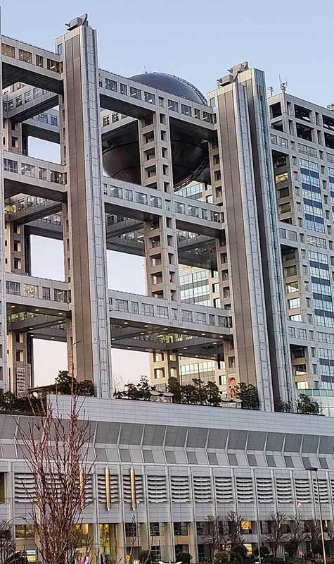 batiment-tour-fuji-tv-odaiba Bâtiment de la our d'observation Fuji TV à Odaiba